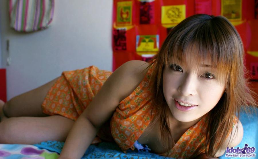 Megumi Yoshioka Teen bathing beauty Images 250218
